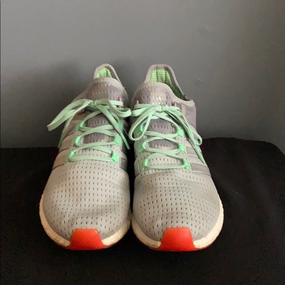 Adidas - Picture 3 of 7